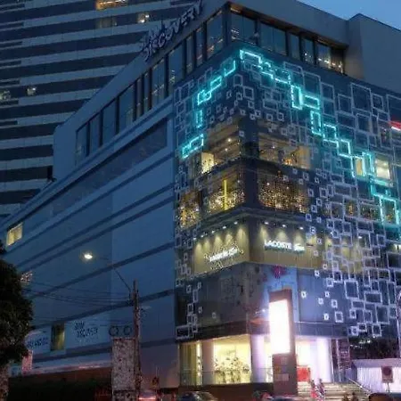 2499 Heritage Chinatown Bangkok Hotel By Roomquest