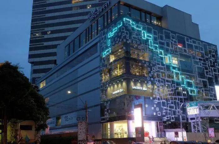2499 Heritage Chinatown By Roomquest Hotel 5*