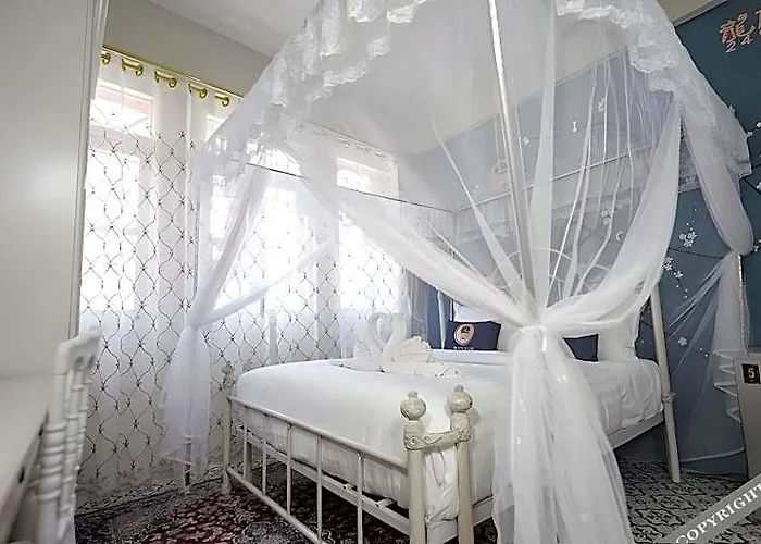 Hotel 2499 Heritage Chinatown By Roomquest 5*