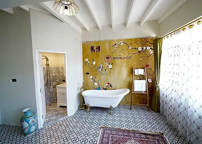 Hotel 2499 Heritage Chinatown By Roomquest Bangkok