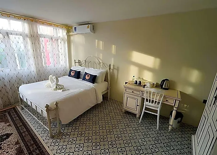 2499 Heritage Chinatown By Roomquest 5* Bangkok